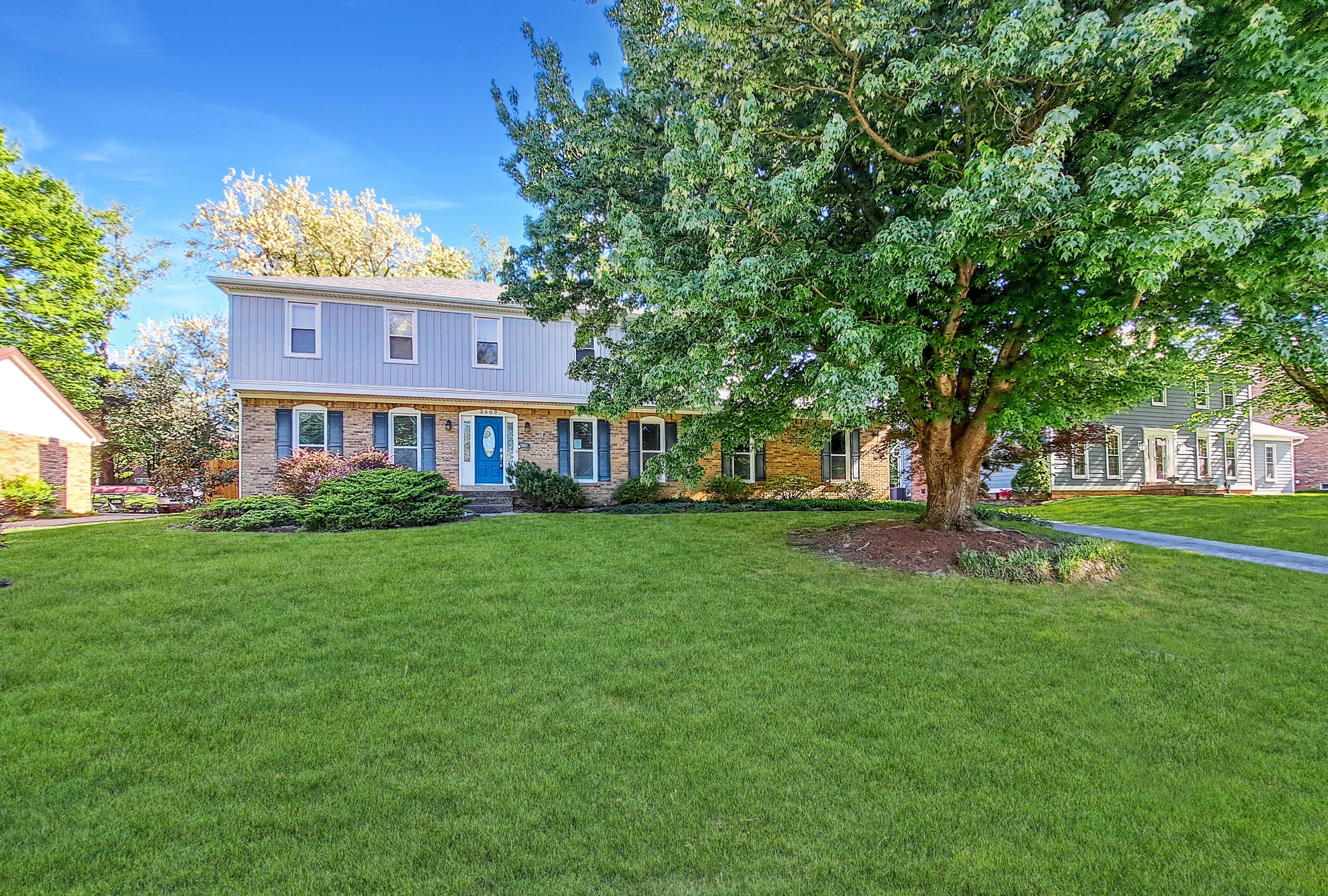 3609 Locust Circle East