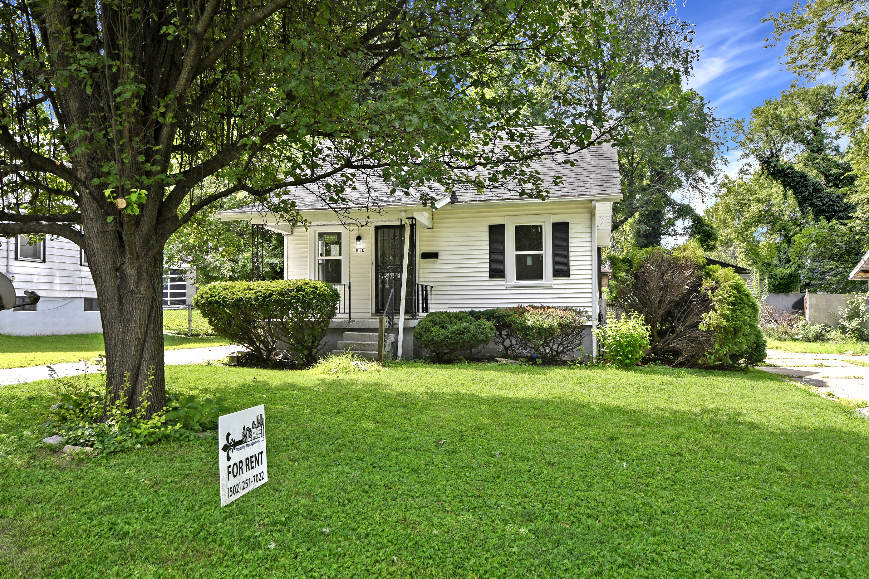 Property main image