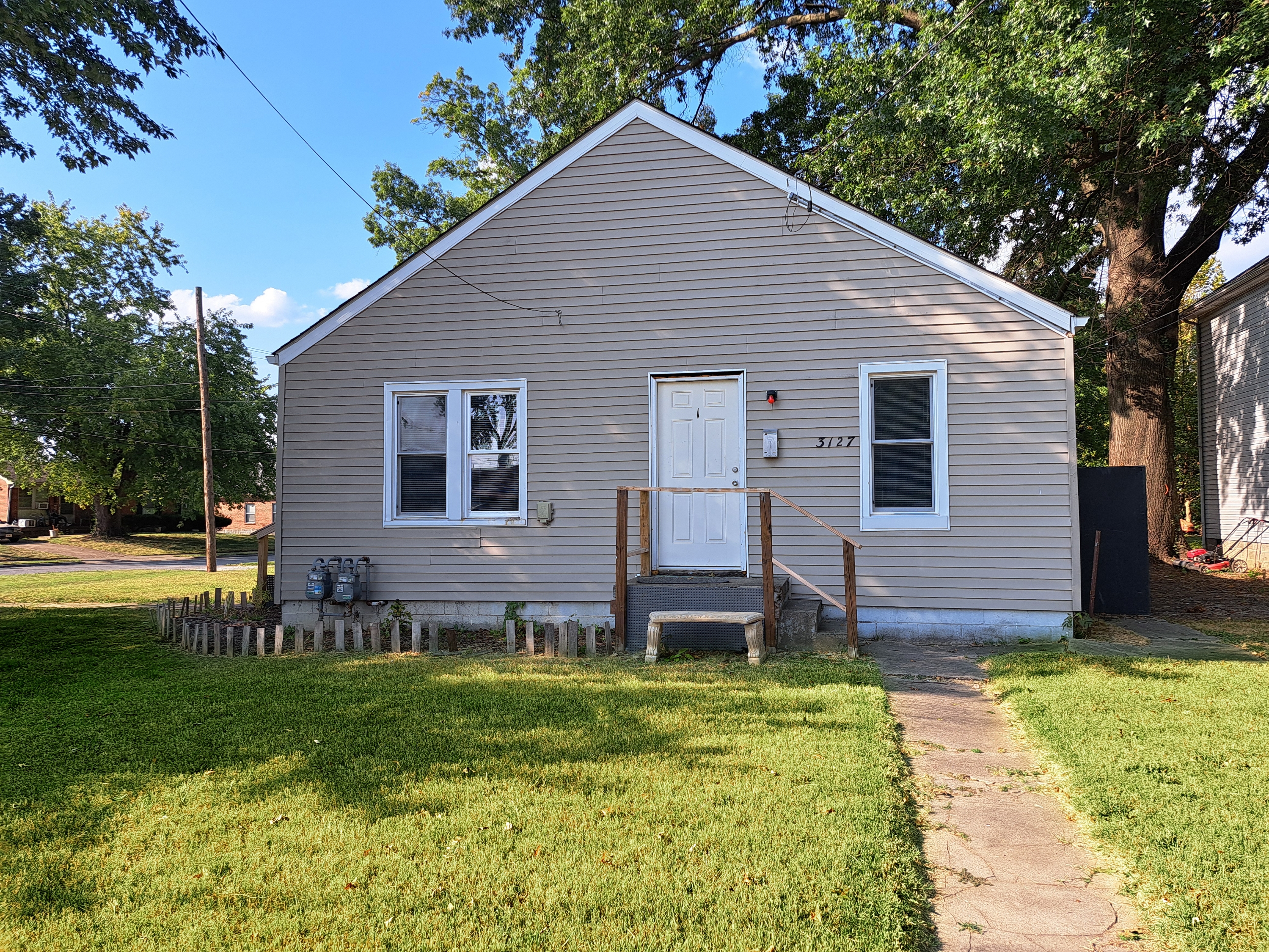 3127 Southern Avenue