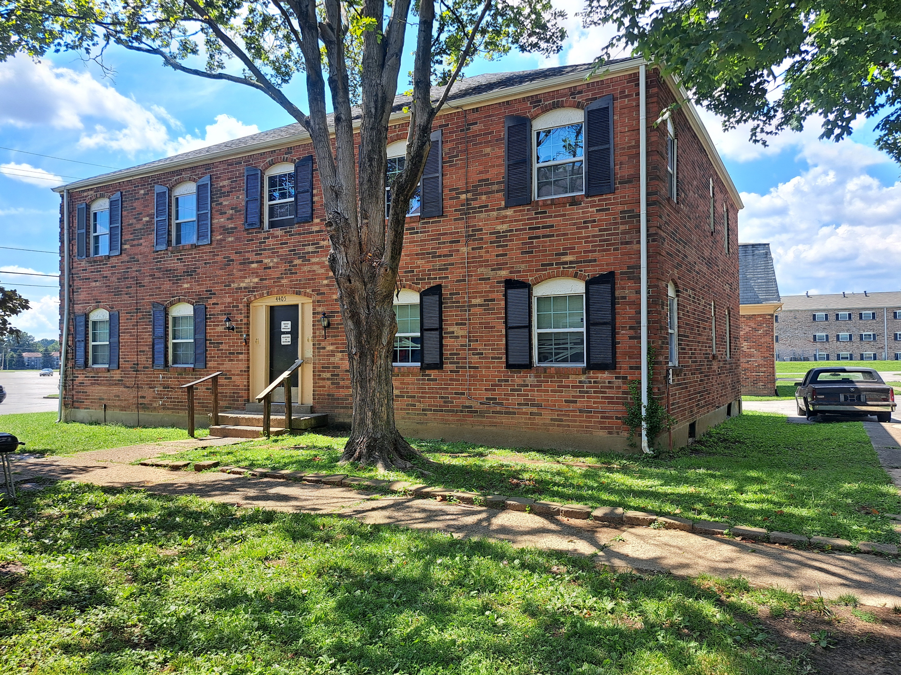 4405 Landside Drive - 4