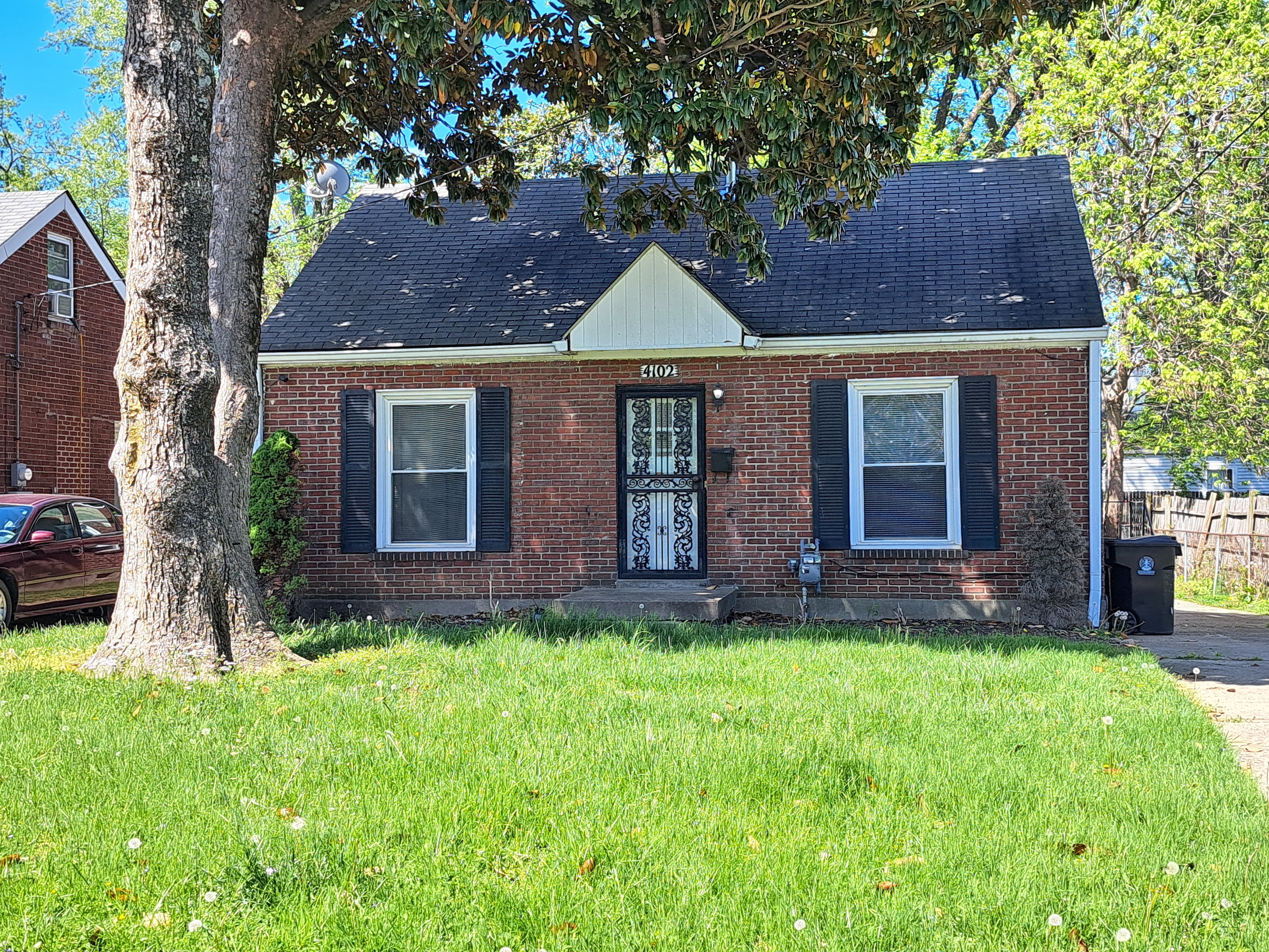 Property main image