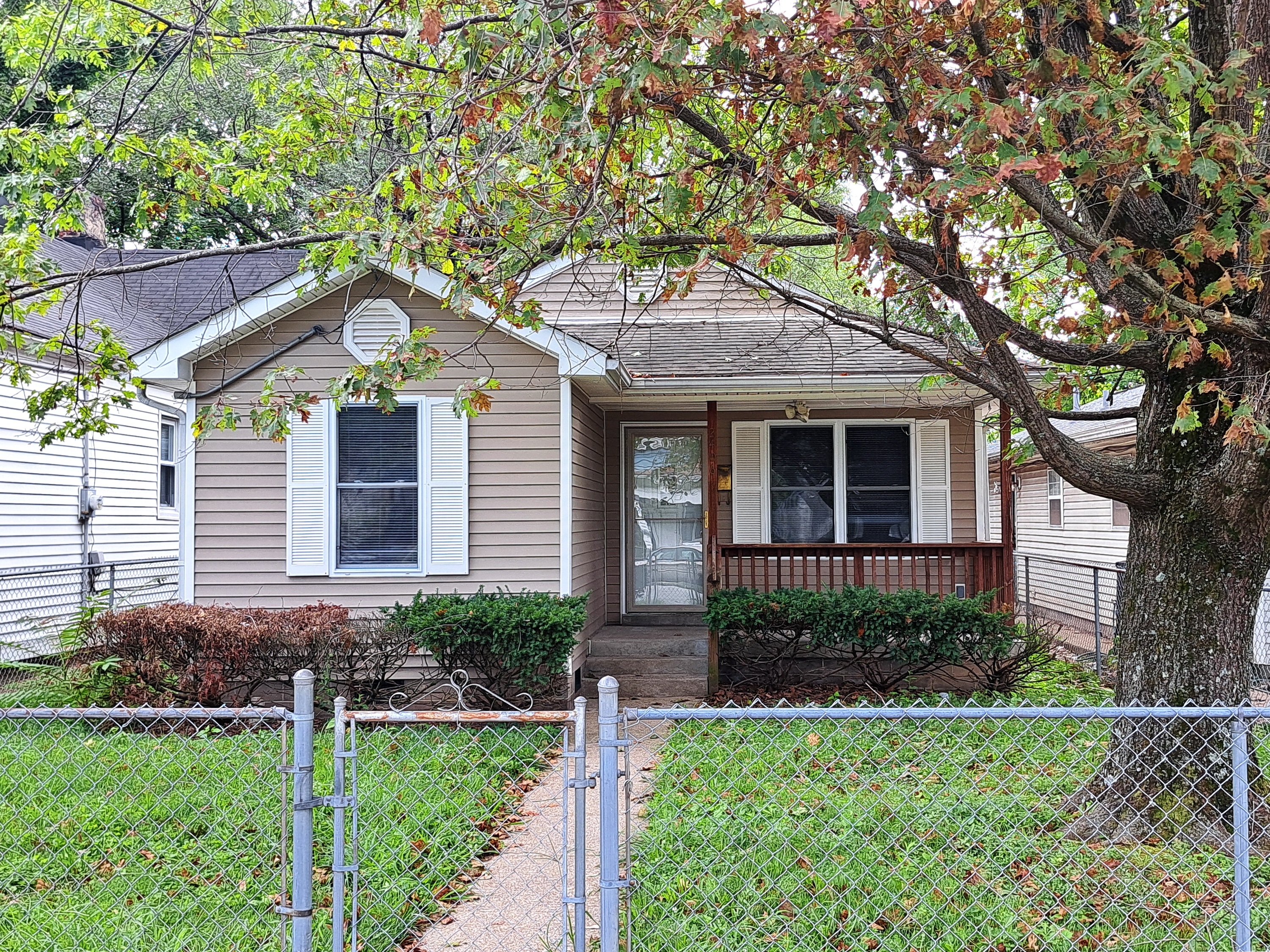 2406 Magazine Street