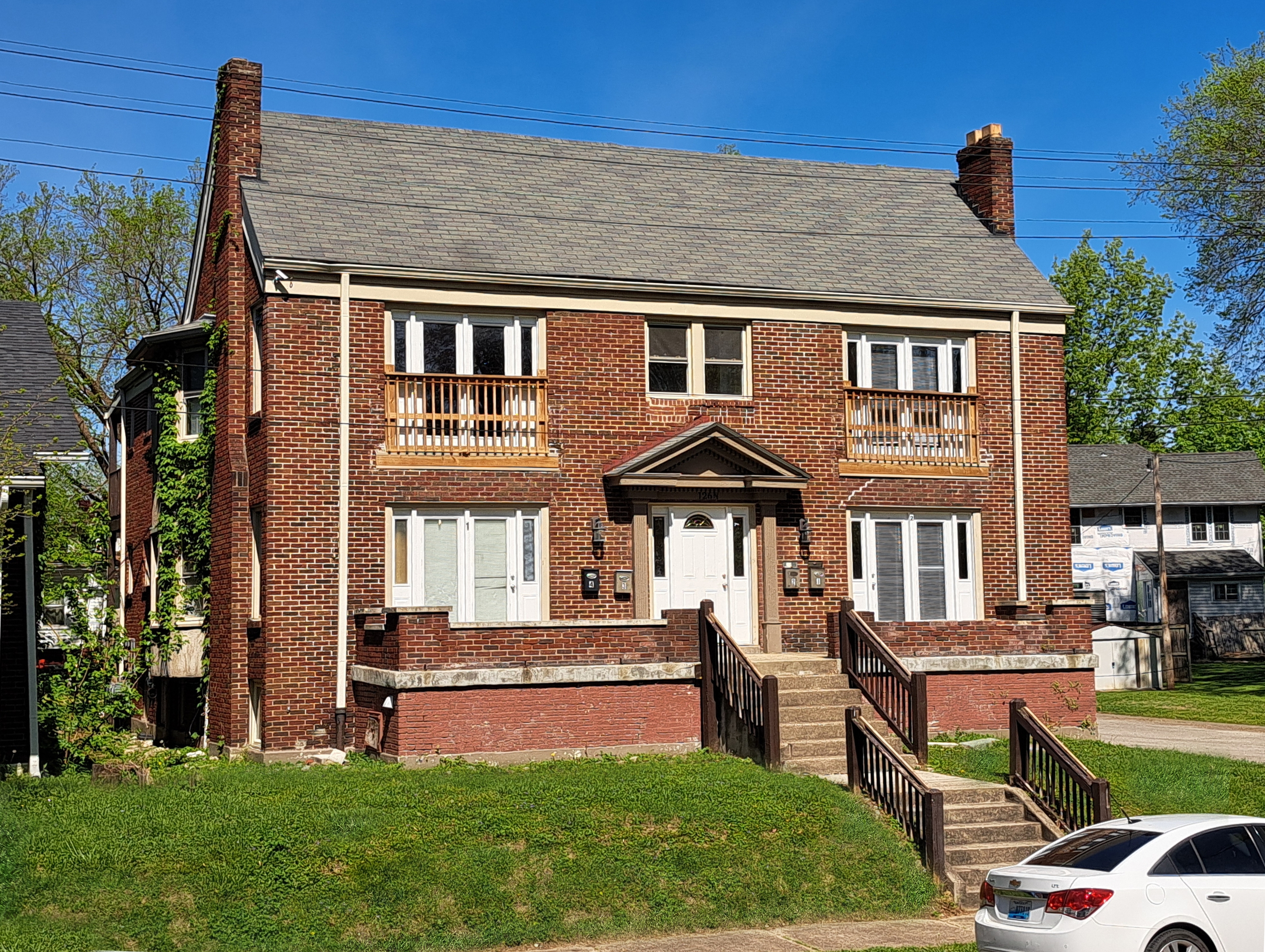 126 North Longworth Avenue - 2