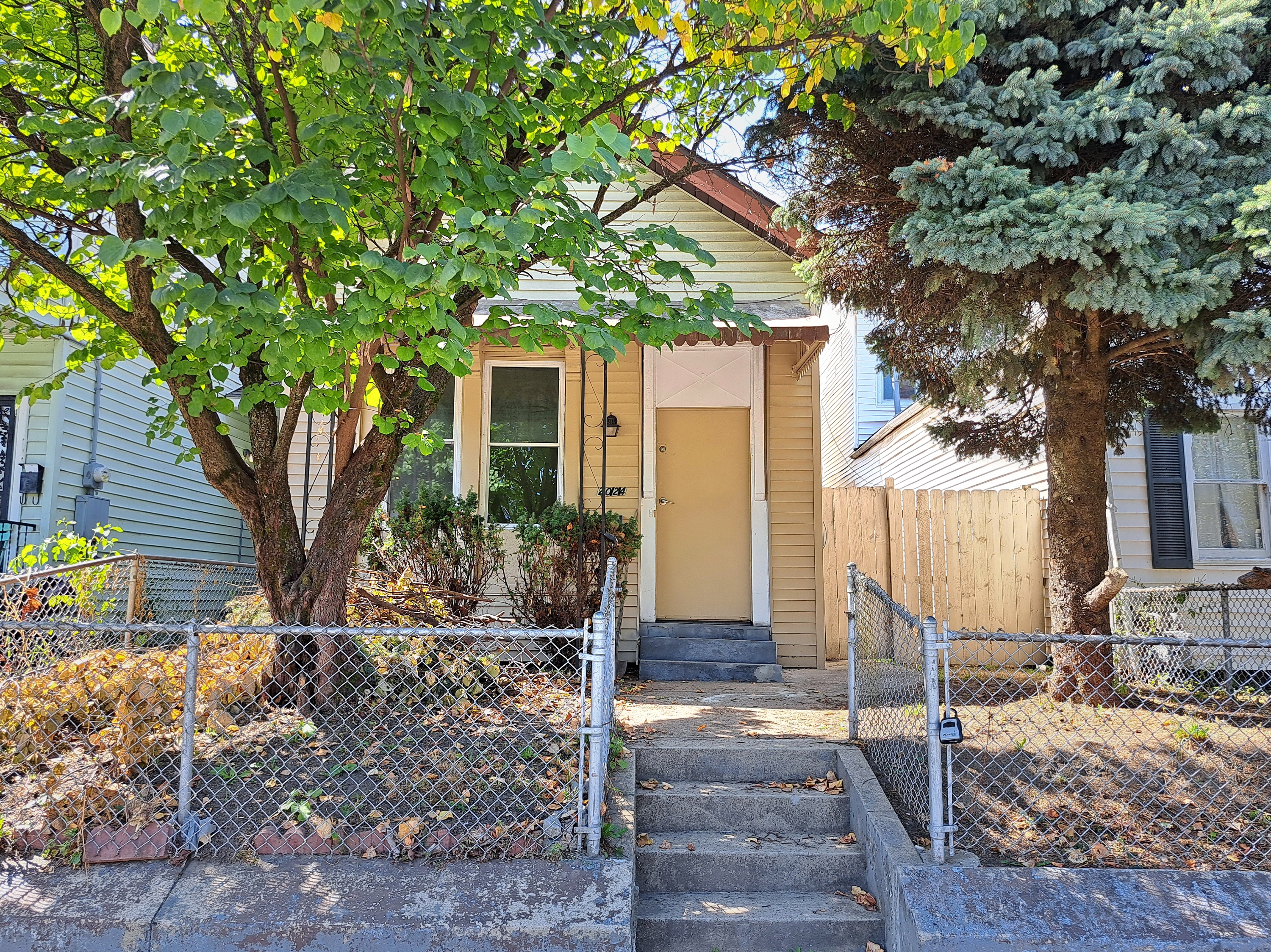 2024 Lytle Street