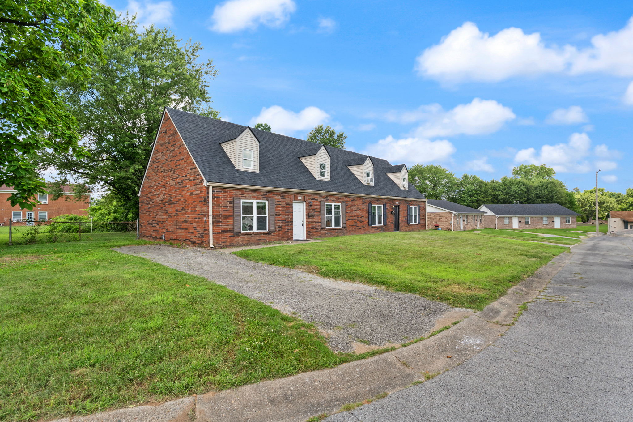 817 Lancelot Court