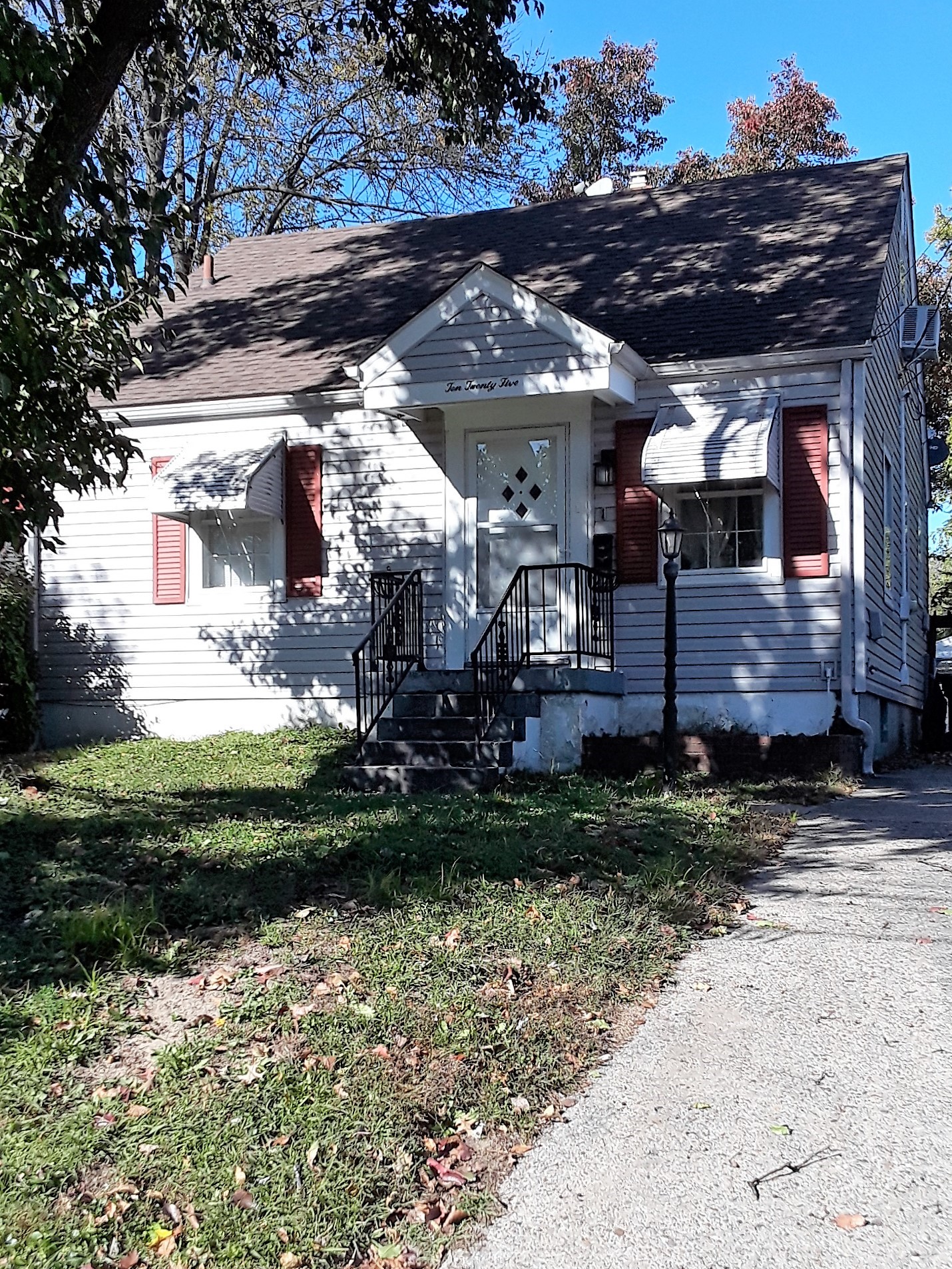 1025 Carlisle Avenue